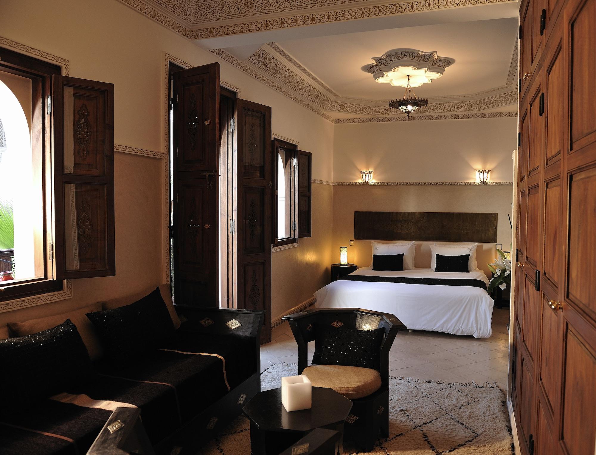 Riad Le Jardin D'Abdou Marrakesh Exterior photo Suite at the Hotel Atlas