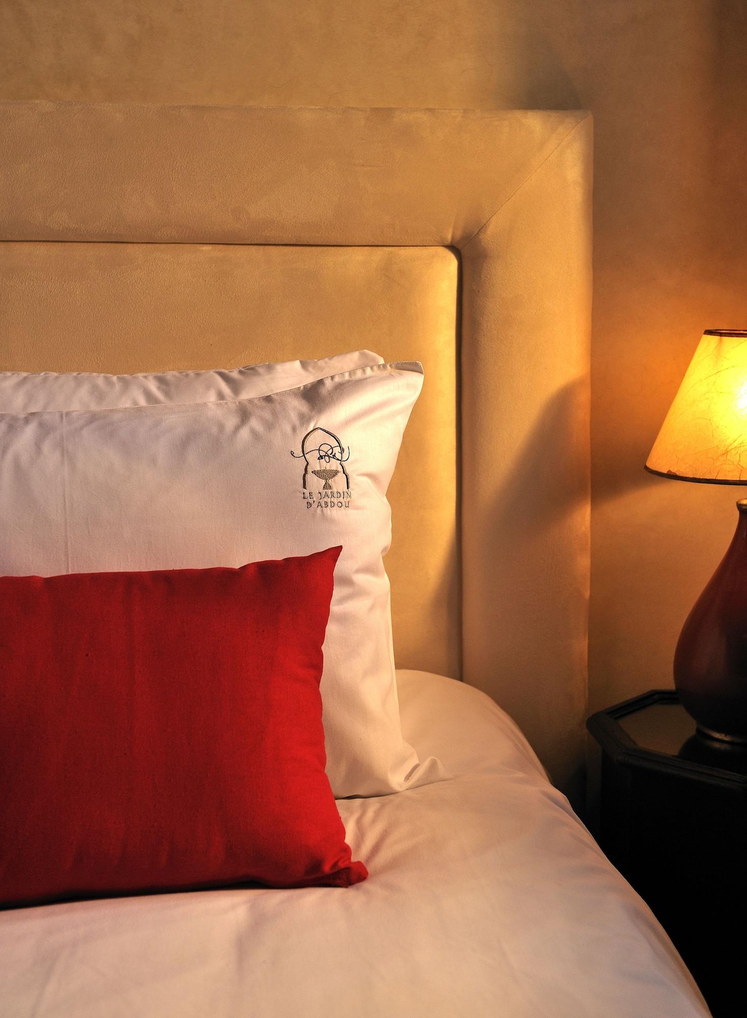 Riad Le Jardin D'Abdou Marrakesh Exterior photo A pillow